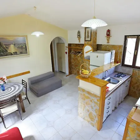 House Neda, Dugi Otok