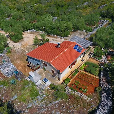 House Neda, Dugi Otok Tatil Evi