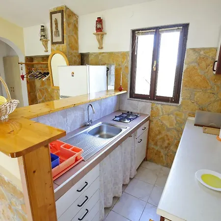 House Neda, Dugi Otok בית נופש *